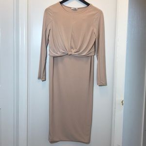 FASHION NOVA ✨2 PIECE CROP TOP & SKIRT✨